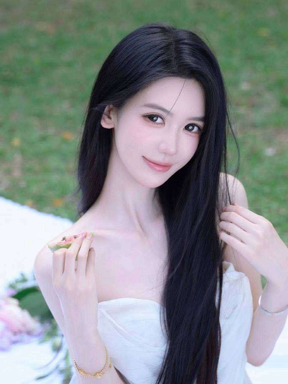 东街证人